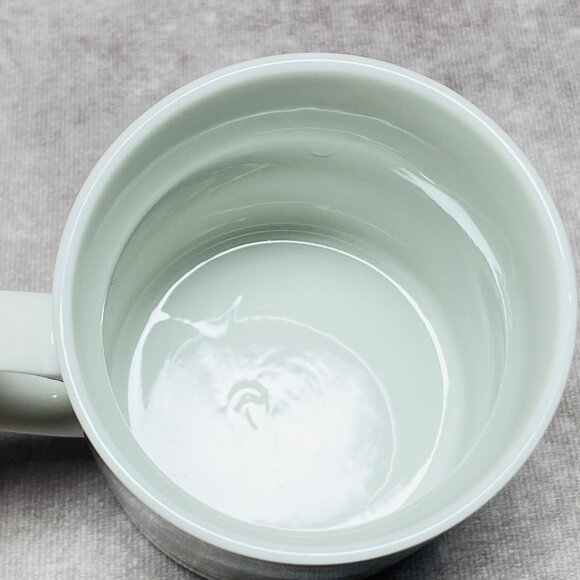 Japan Travel Souvenir Mug 10 oz Iconic Landmarks and Culture Geishas - Picture 7 of 10